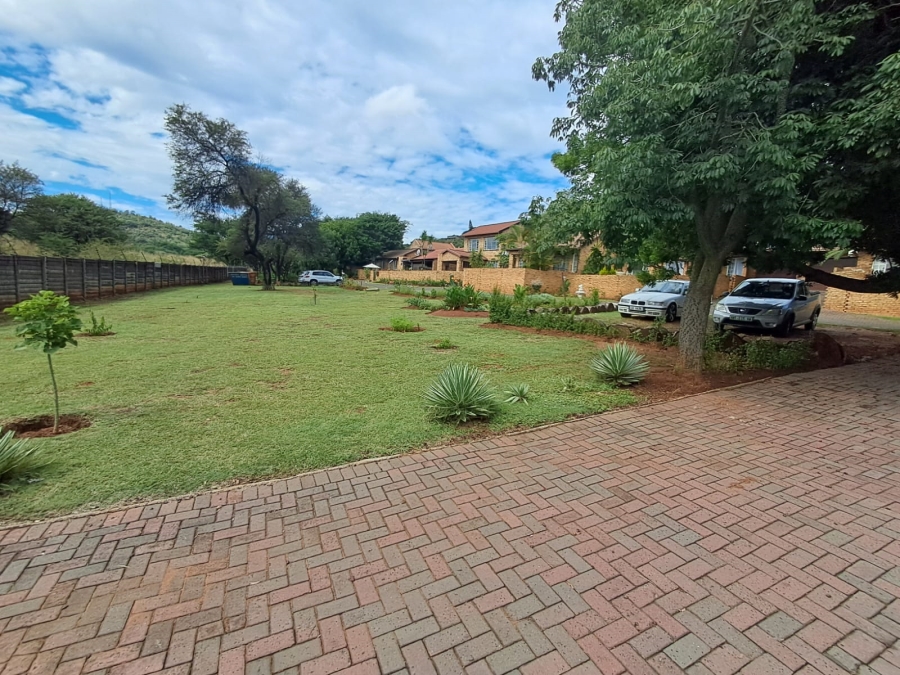 3 Bedroom Property for Sale in Safari Gardens North West